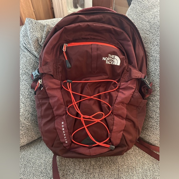 North Face Borealis Backpack - Burgundy - Picture 1 of 7